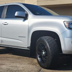 2016 Chevy Colorado Crew  Cab LT 
