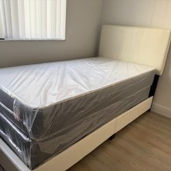 NEW MATTRESS TWIN PLUSH WITH BOX SPRING