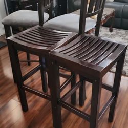 4 Barstools 