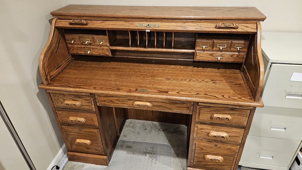 Vintage Oak Rolltop Bankers Desk
