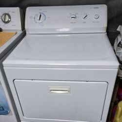Secadora De Gas Kenmore Heavy Duty Con Garantía Lusiendo Y Trabajando Exelente $250