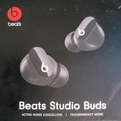 Beats Studio Buds Totally Wireless Noise Cancelling Earbuds - Black

Model:MJ4X3LL/A

