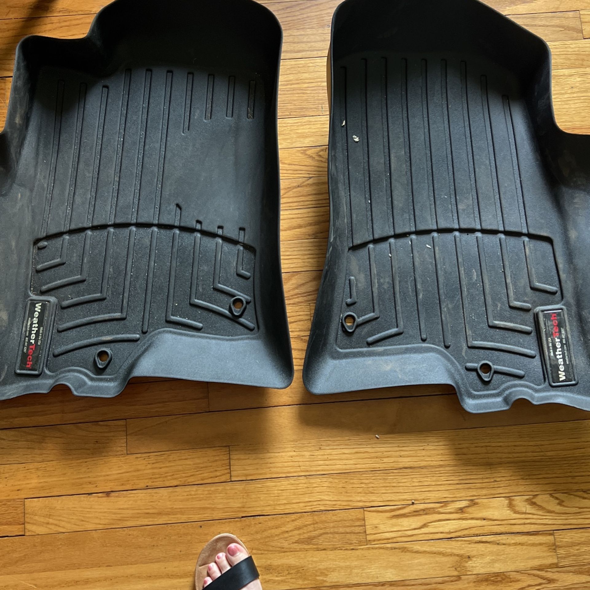 2006 Hummer H3 Laser Measured Weather tech Floor Liners