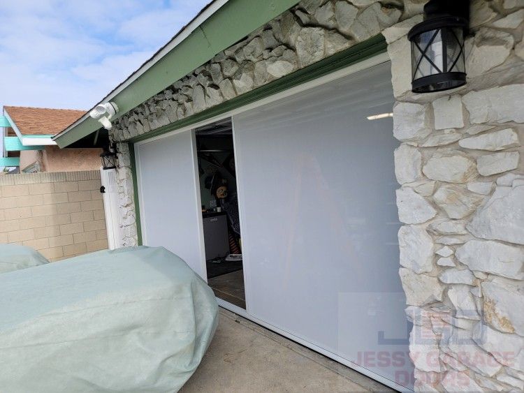 Garagr Door Screen