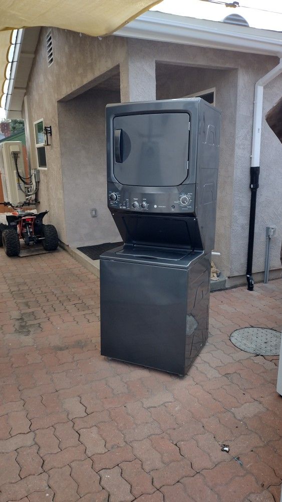 Stackable Washer Gas Dryer 