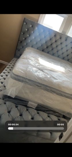 KING SIZE BED FRAME