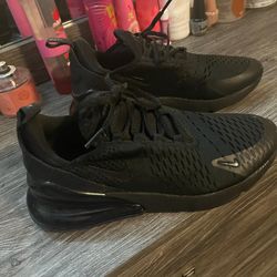 Women’s Nike Air Max 270’s 