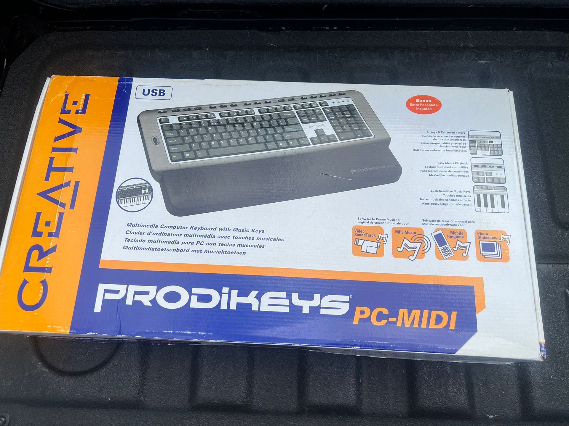 Creative Labs Prodikeys PC-MIDI CF0040 combo Music & QWERTY Keyboard USB I/F