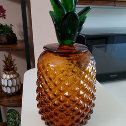 Glass Pineapple With Removable Lid