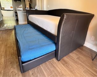 Dark Brown Faux Leather Daybed with Trundle