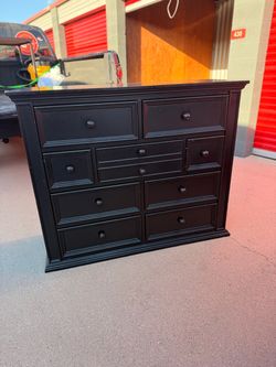 Hardwood dresser