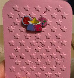 Aurora earhat chaser pin!