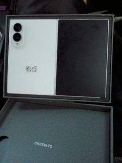 Galaxy z fold 8  256 gb