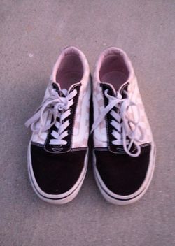 Vans Size 8 (Size Runs Small) Black - White and Beige Checkers