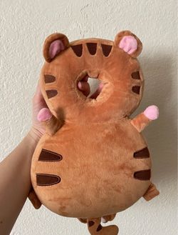 Baby pillow backpack for head protection