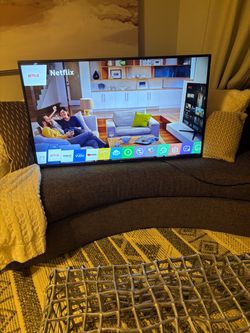 Flat screen tv 50”