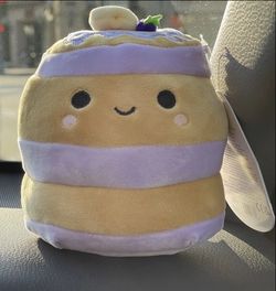 Squishmallow 5” PADEN The Blueberry Pancakes BNWT CUTE!!