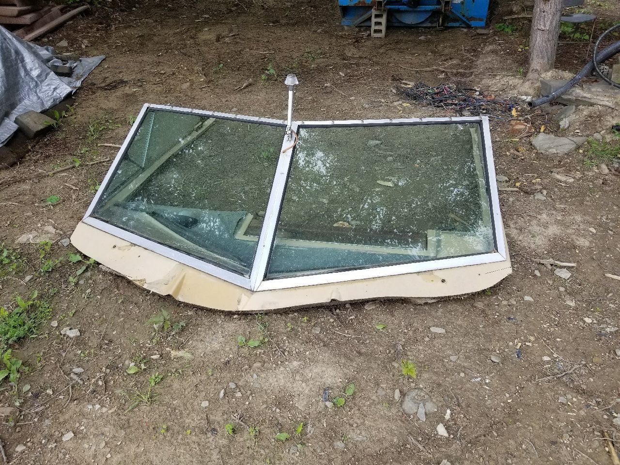 Complete boat windshield