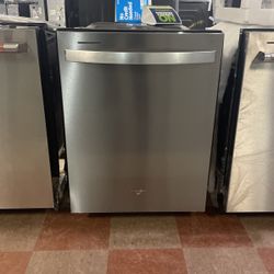 Whirlpool Stainless Steel Dishwasher‼️‼️