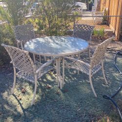 Outdoor Patio Furniture Glass Table And 4 Chairs