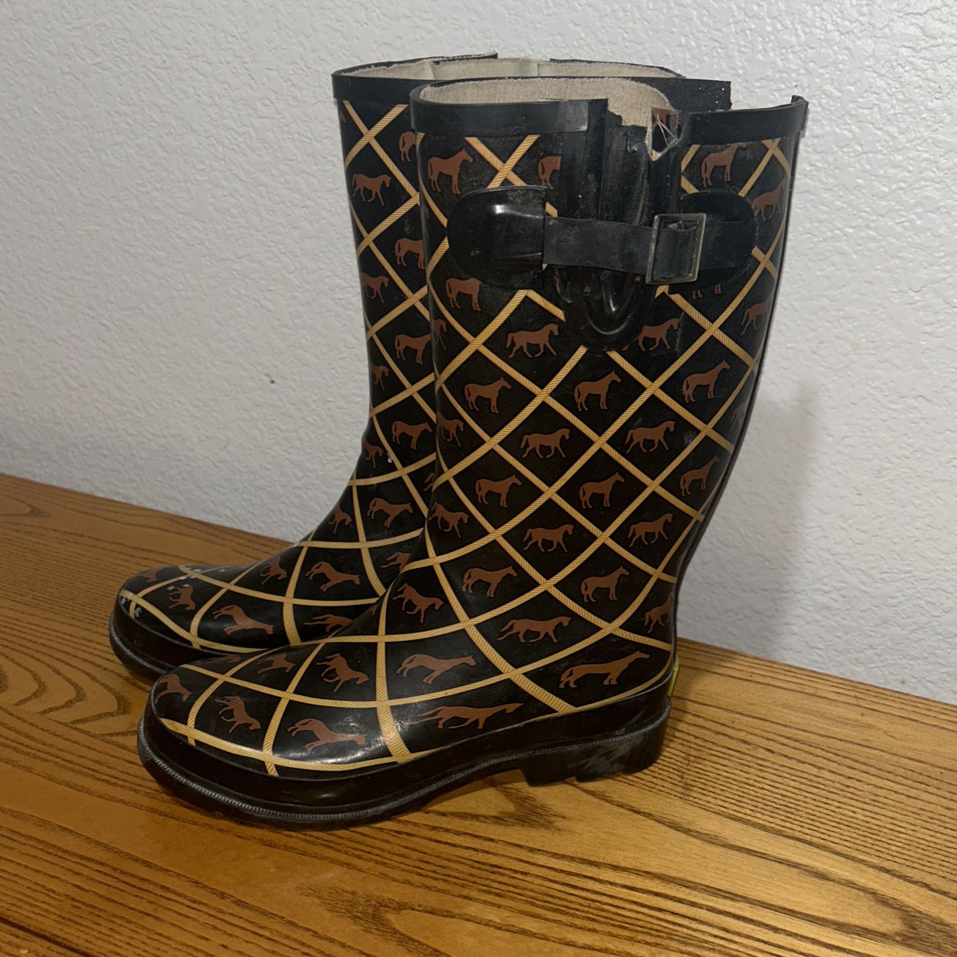 Horse Rain Boots (size 7)