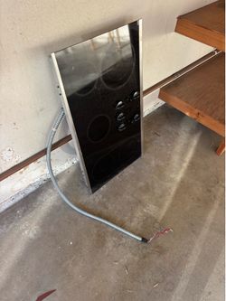 Flat electric stovetop