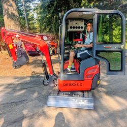 Mini excavator