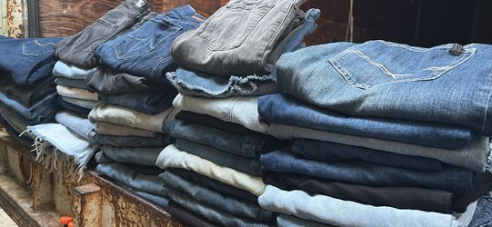 50 Pairs Of Denim Pants For $100