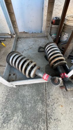 2014-2018 Chevrolet Silverado struts