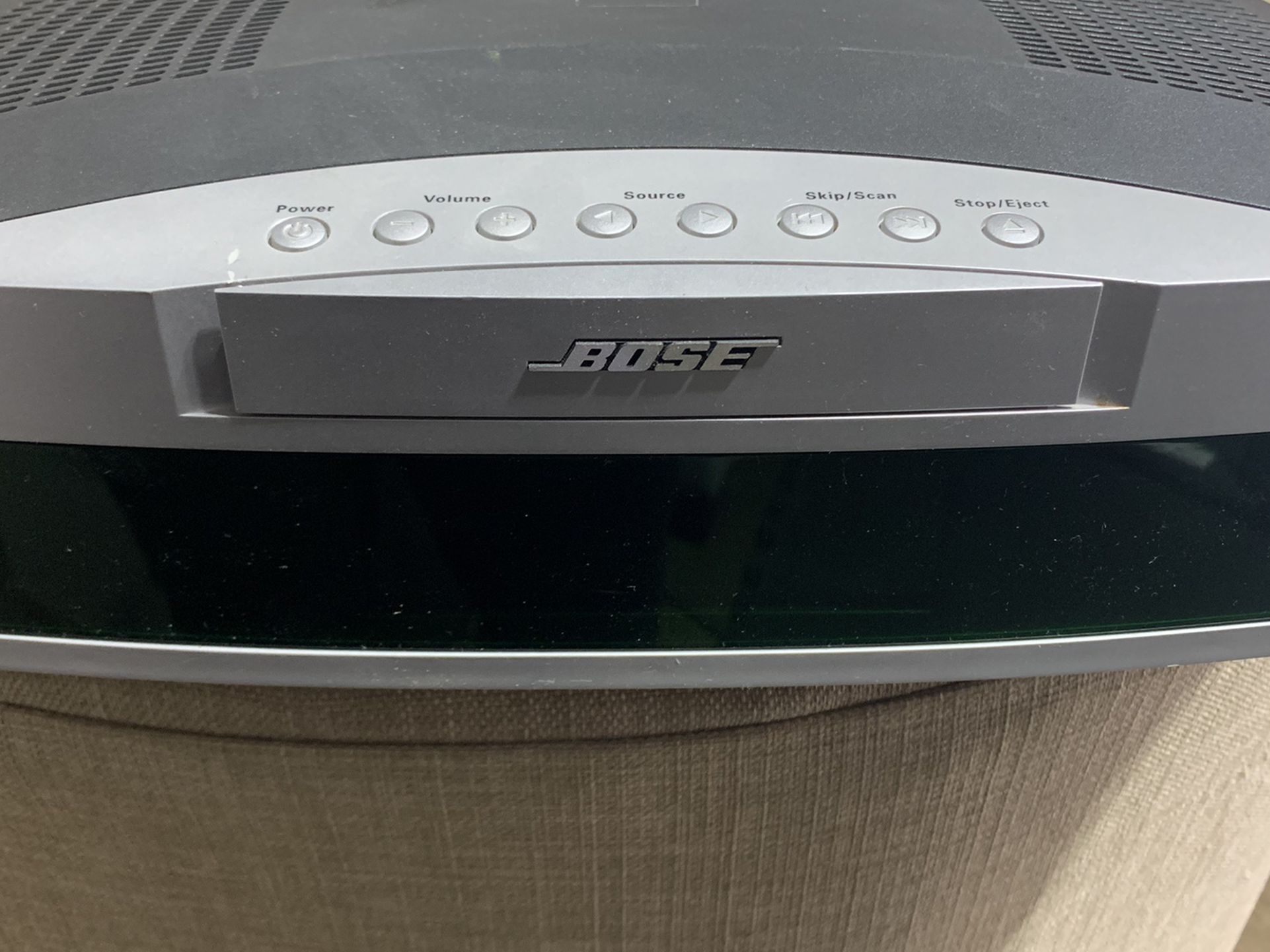 Bose 3-2-1 Media Center With Speakers And Subwoofer **read!!!**