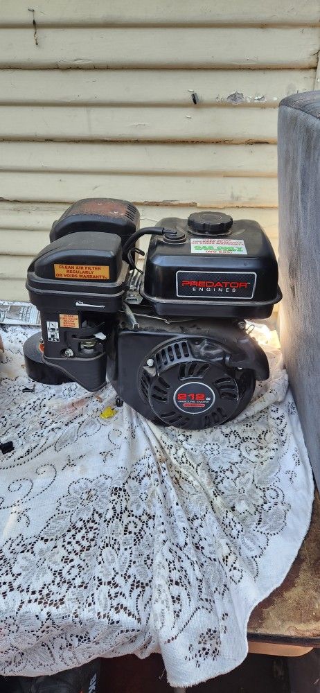 Predator 212cc Engine // $100