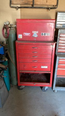 Rollaway toolbox