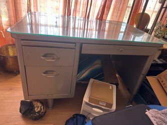 Steelcase style desk