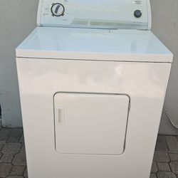 dryer in excellent condition