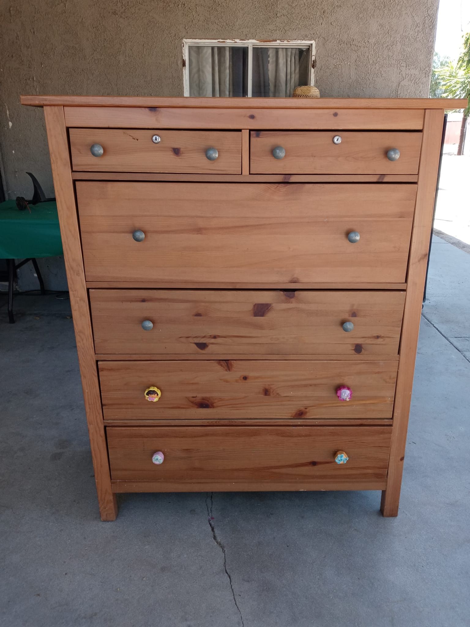 Dresser