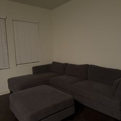 Living Room Sectional. Super Comfy For Family Movie Night 🍿