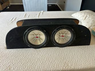 Custom Nissan 350Z Dual Subwoofer Box w/ Kicker CVRs - AS IS