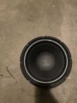 12 IN SUB PERFECT FOR ANY SINGLE SUB BOX PERFECT LIKE NEW