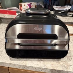 Ninja Foodi Smart XL Grill Series FG550