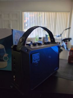 Roland mobile cube amp