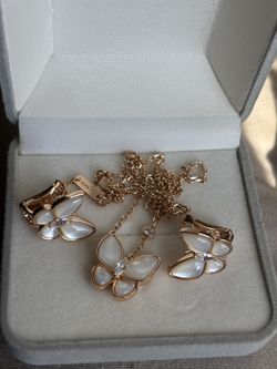 Super beautiful White shell ( mother of pearl ) Butterfly Jewelry 