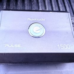 Planet Audio Amp