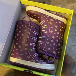 Practically New kids Waterproof Boots