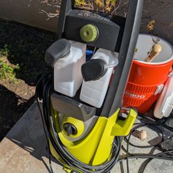 Pressure Washer 