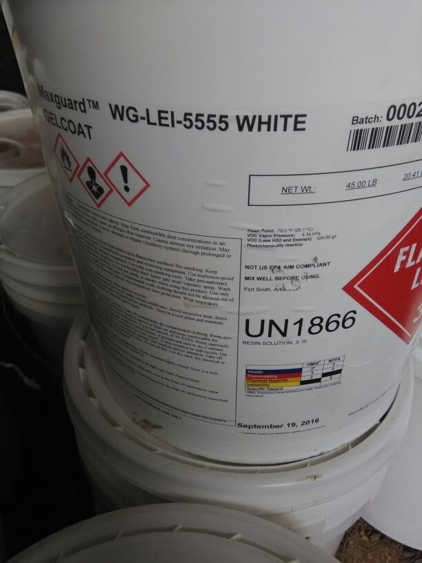 New 5 gal buckets of Ashland Maxguard industrial/marine gelcoat
