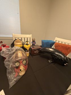 Collector Popcorn Buckets