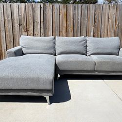 Light Gray Sectional Sofa with Chaise – Modern Couch