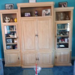 Entertainment  cabinet