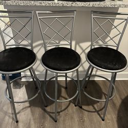3 Barstools 