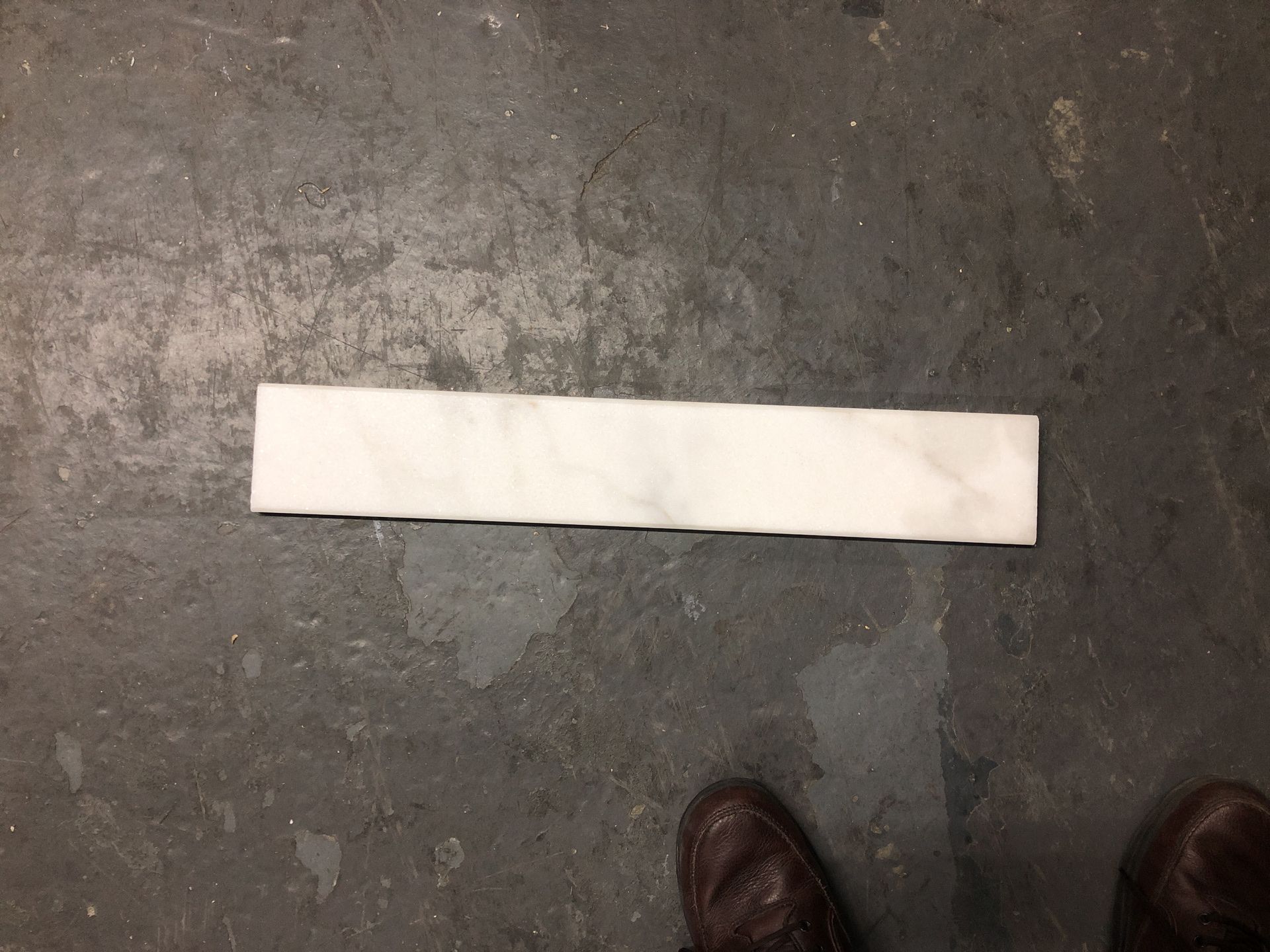 Saddle Marble 4”x36”